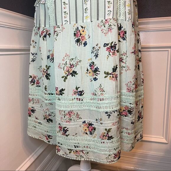 Anthropologie Hemant and Nandita Amour Floral Lace Skirt - Picture 10 of 11